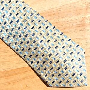 Elegant Blue and Gold Geometric Tie